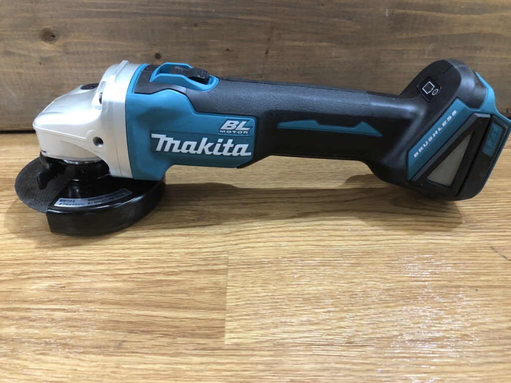 電動工具】makita 充電式ディスクグラインダー GA404DNの買取 | 栃木県